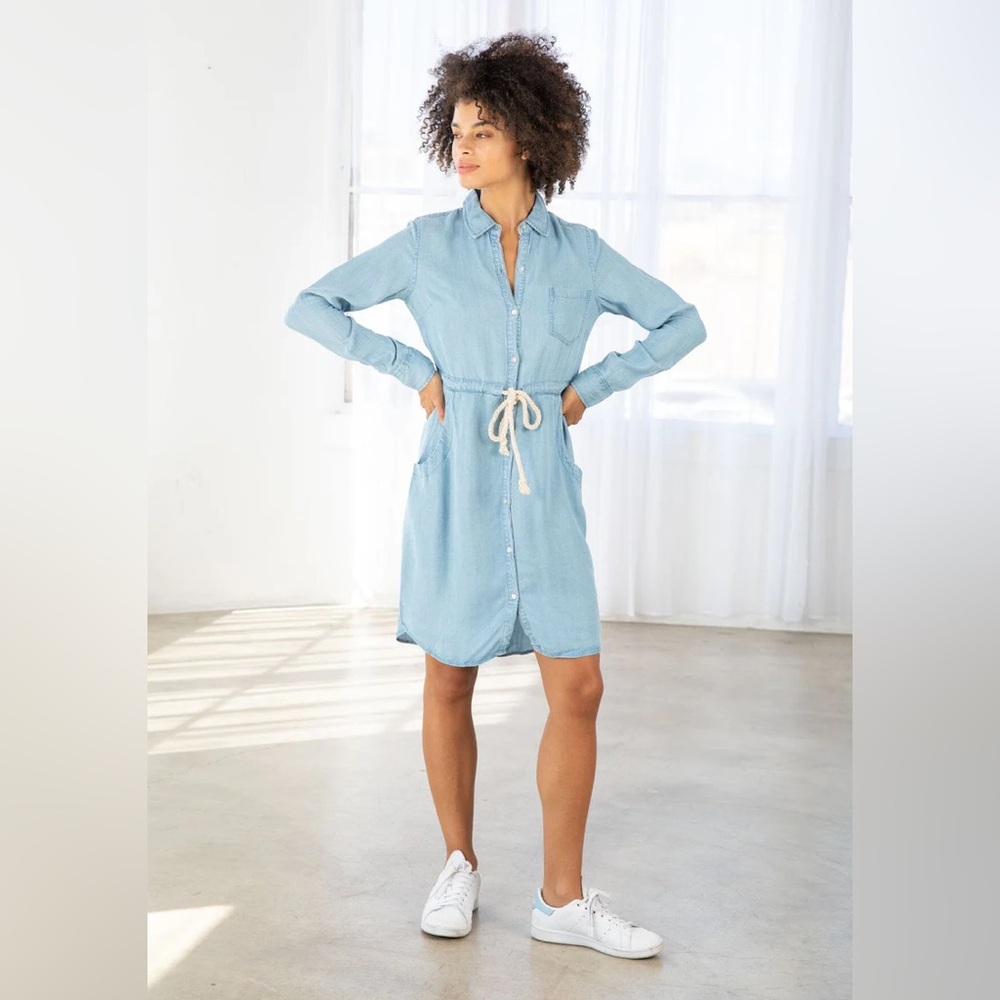 Love stitch denim dress Medium